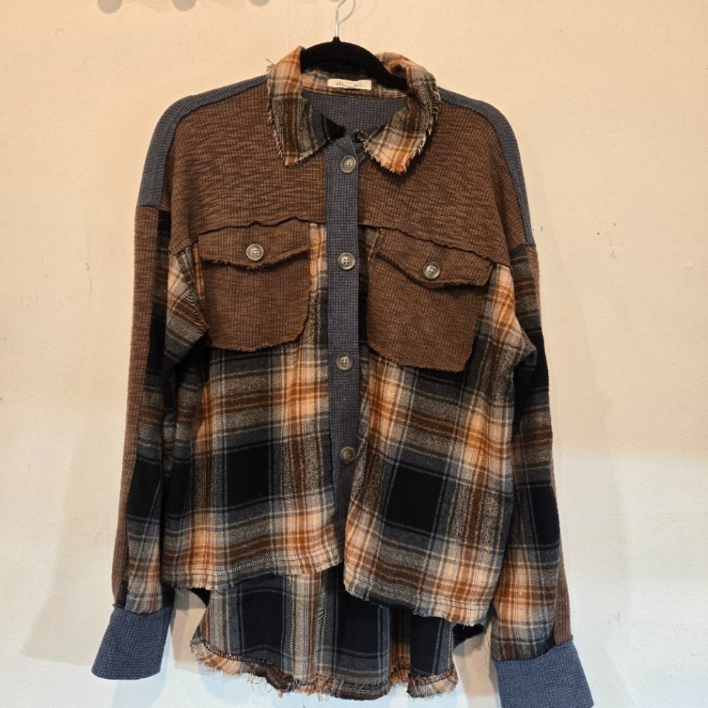 0li & hali Raw Edge Buttondown Shirt
